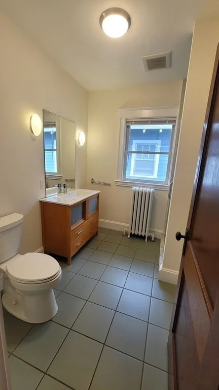 4 bed, 2 bath apartment for rent at 27 Dane St Unit 2/F, Jamaica Plain — photo 13 of 34