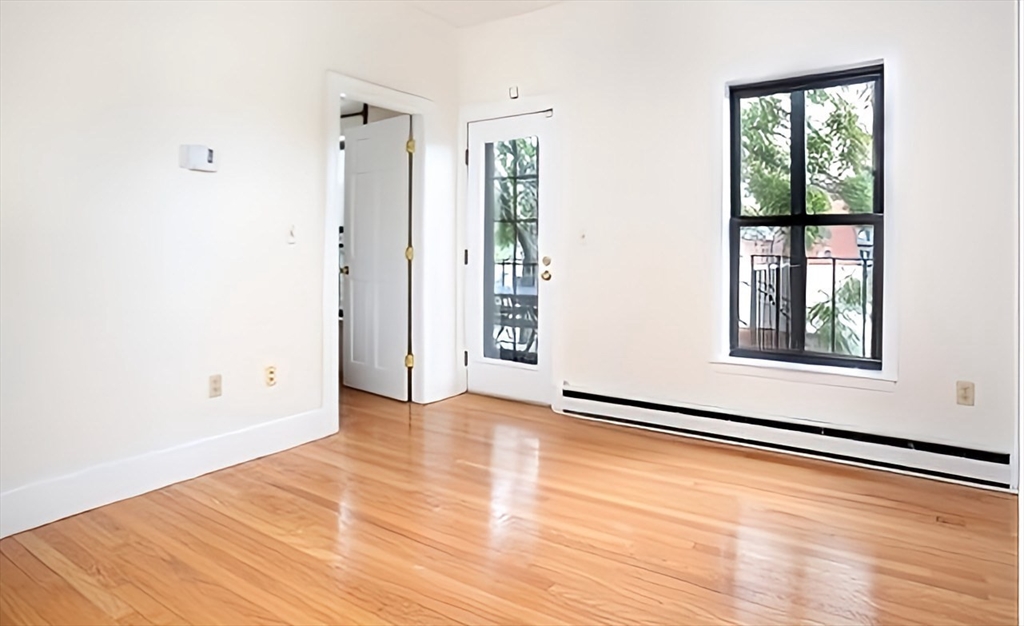 1 bed, 1 bath apartment for rent at 27 Dartmouth St Unit 4, South End — photo 3 of 5