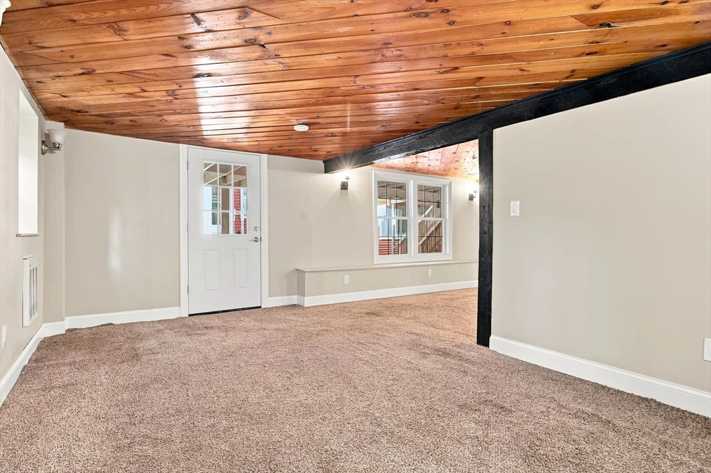 1 bed, 1 bath apartment for rent at 27 Davis Ave Unit B1, Wrentham — photo 10 of 17