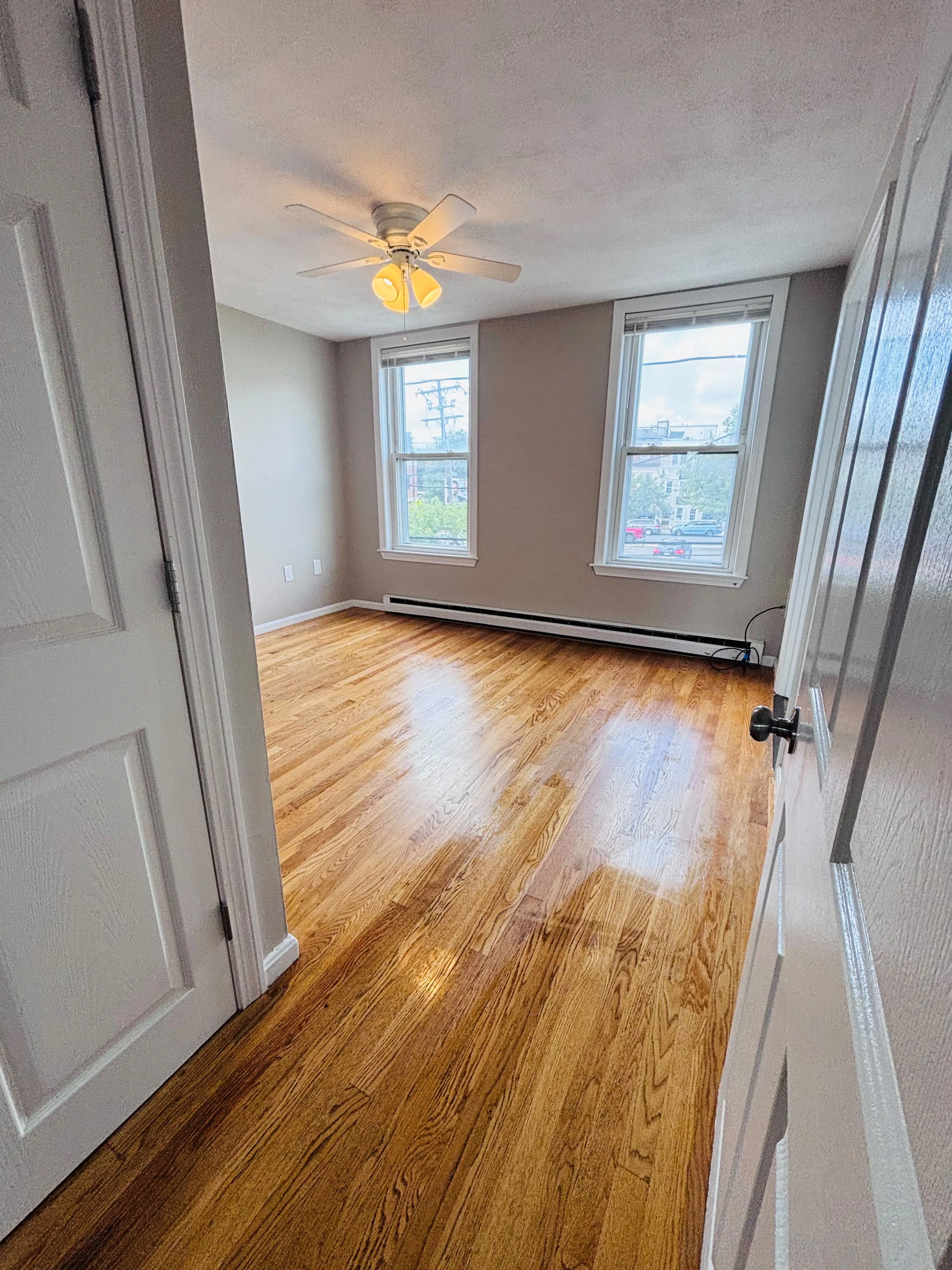 1 bed, 1 bath apartment for rent at 27 Division St Unit 2, Chelsea — photo 2 of 6