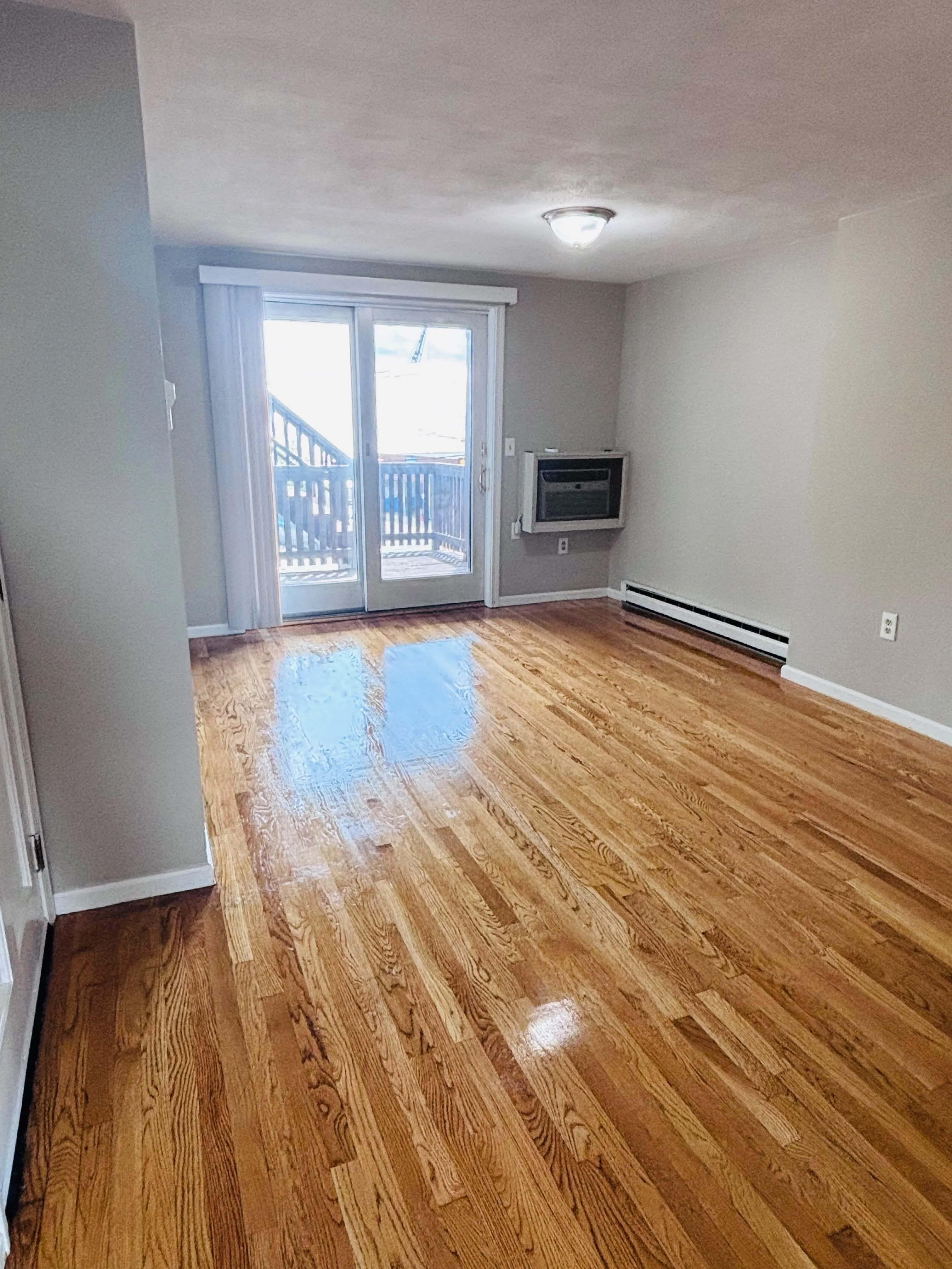 1 bed, 1 bath apartment for rent at 27 Division St Unit 2, Chelsea — photo 3 of 6
