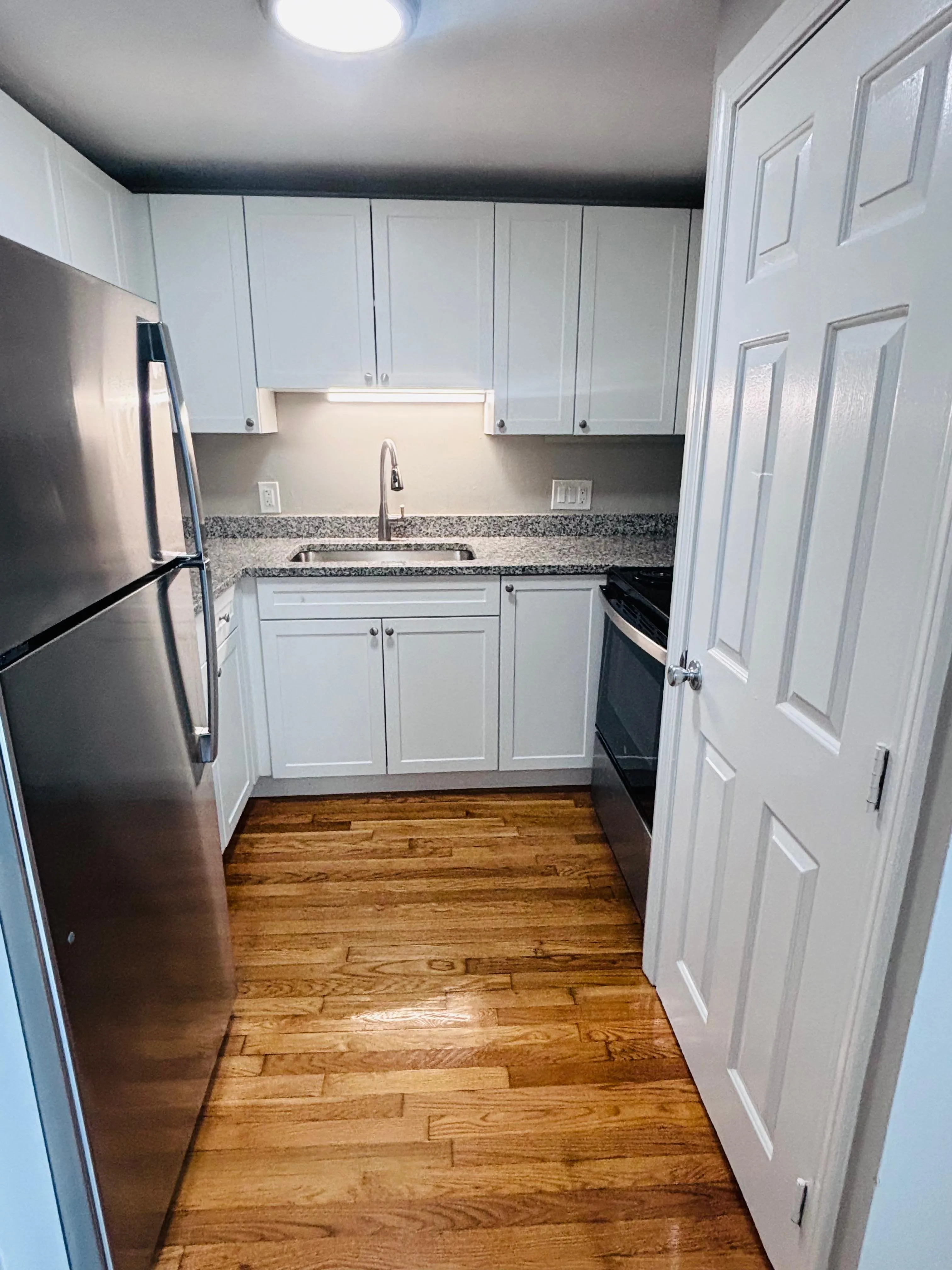 1 bed, 1 bath apartment for rent at 27 Division St Unit 3, Chelsea