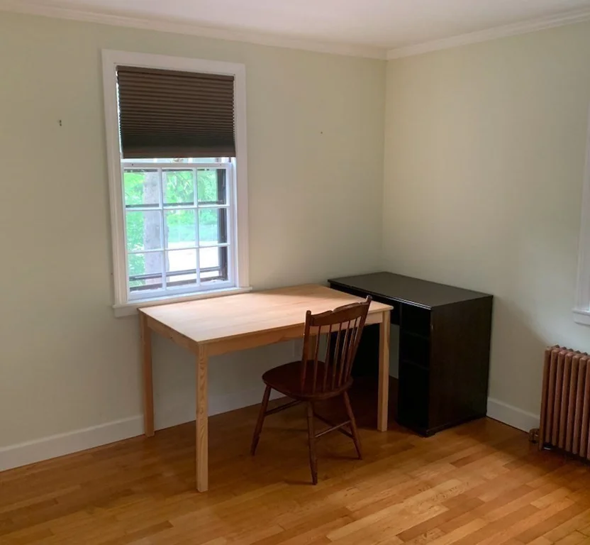 5 bed, 2 bath apartment for rent at 27 Dorset Rd Unit N/A, Belmont — photo 13 of 22
