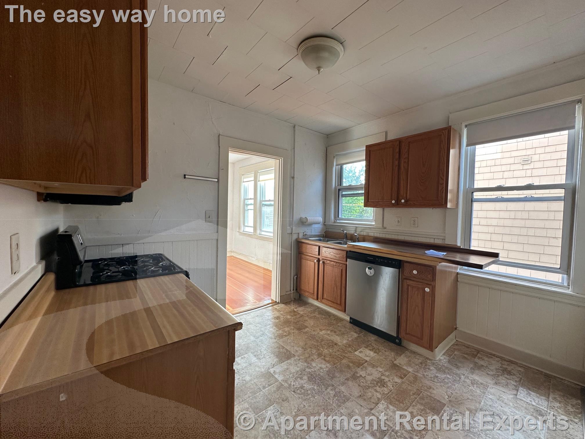 3 bed, 1 bath apartment for rent at 27 Durham St Unit 2, Inman Square — photo 10 of 11