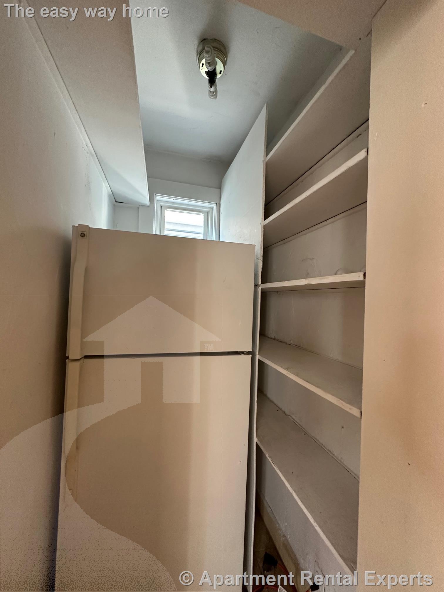 3 bed, 1 bath apartment for rent at 27 Durham St Unit 2, Inman Square — photo 9 of 11