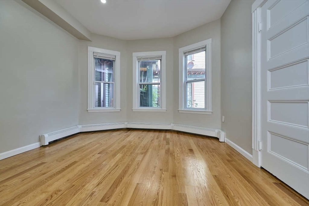 3 bed, 2 bath apartment for rent at 27 Ellery St Unit 1, Cambridge — photo 10 of 19