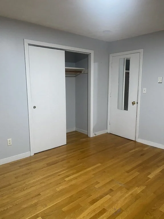 2 bed, 1 bath apartment for rent at 27 Elmwood Park Unit 3, Quincy — photo 2 of 5