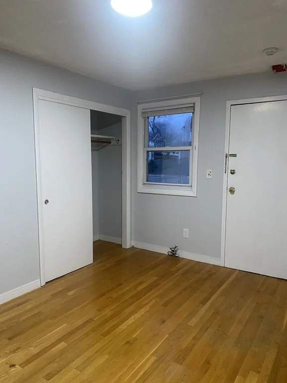 2 bed, 1 bath apartment for rent at 27 Elmwood Park Unit 3, Quincy — photo 5 of 5
