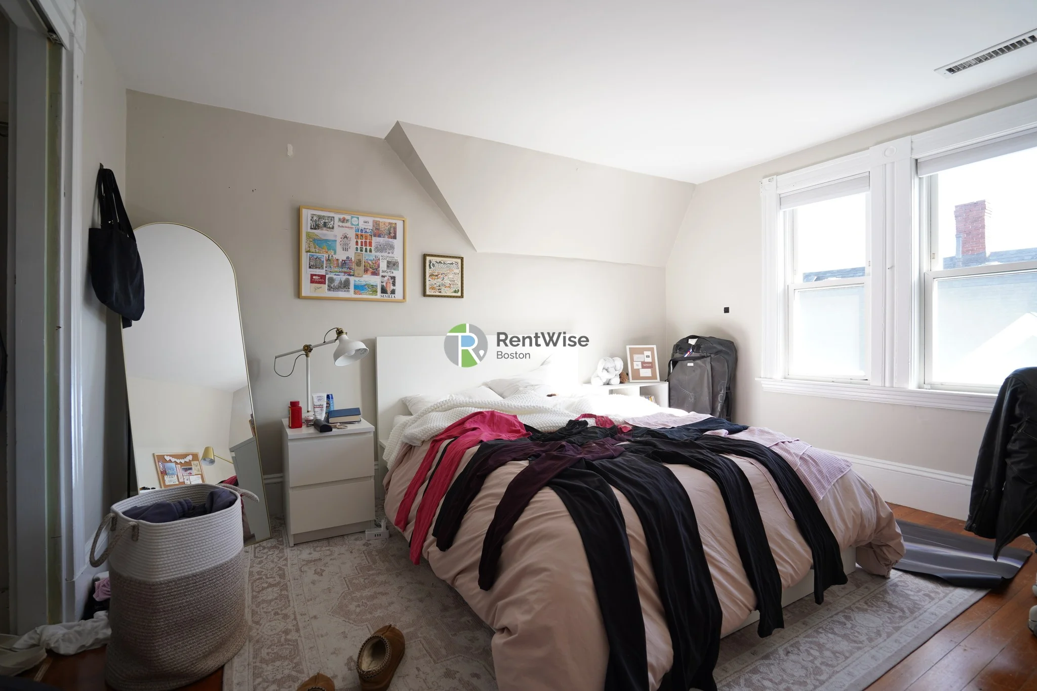 5 bed, 2 bath apartment for rent at 27 Emery St Unit 2, Medford — photo 23 of 25