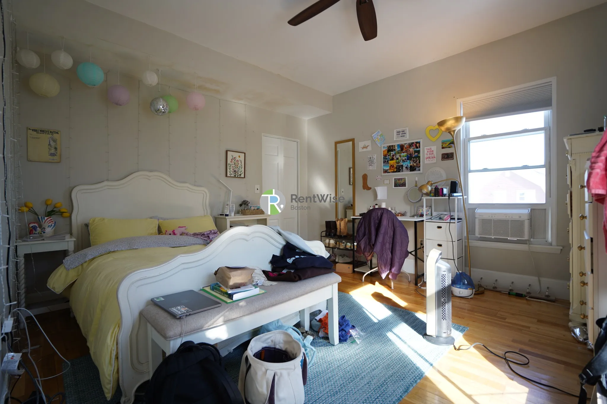 5 bed, 2 bath apartment for rent at 27 Emery St Unit 2, Medford — photo 3 of 25