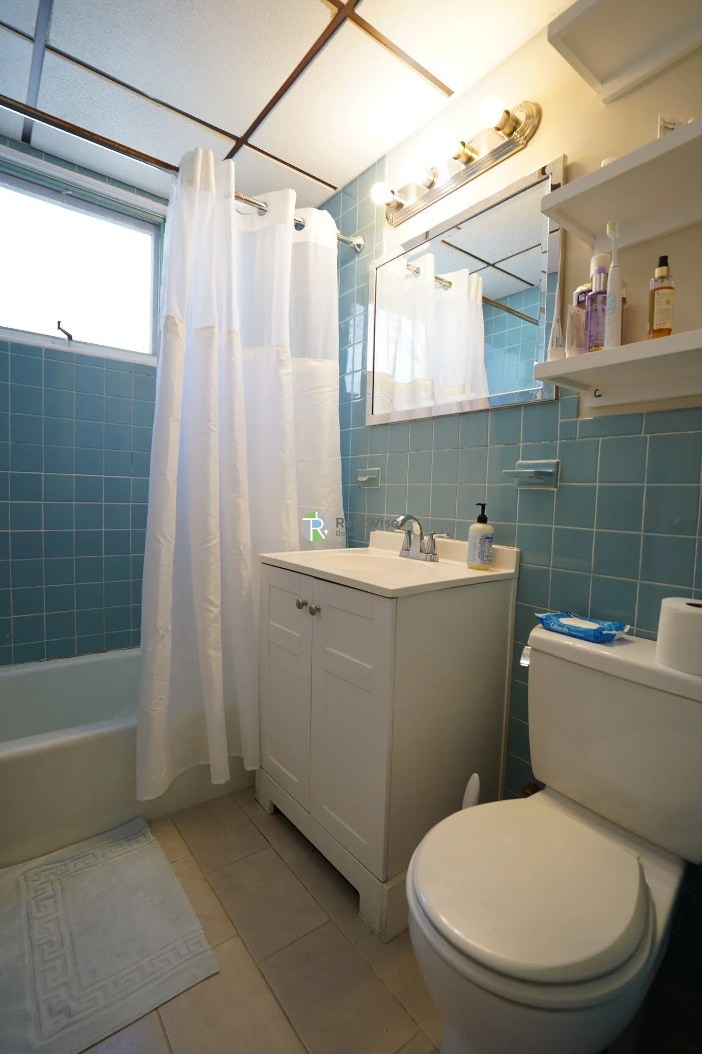 5 bed, 2 bath apartment for rent at 27 Emery St Unit 2, Medford — photo 15 of 25