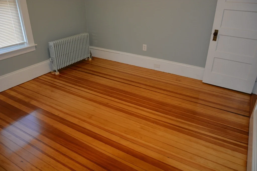 3 bed, 1 bath apartment for rent at 27 Emmons St Unit 2, Milford — photo 12 of 26