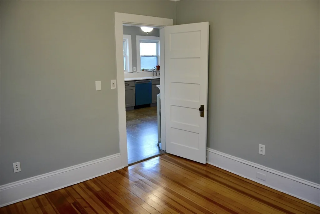 3 bed, 1 bath apartment for rent at 27 Emmons St Unit 2, Milford — photo 7 of 26
