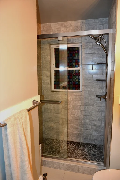 3 bed, 1 bath apartment for rent at 27 Emmons St Unit 2, Milford — photo 19 of 26