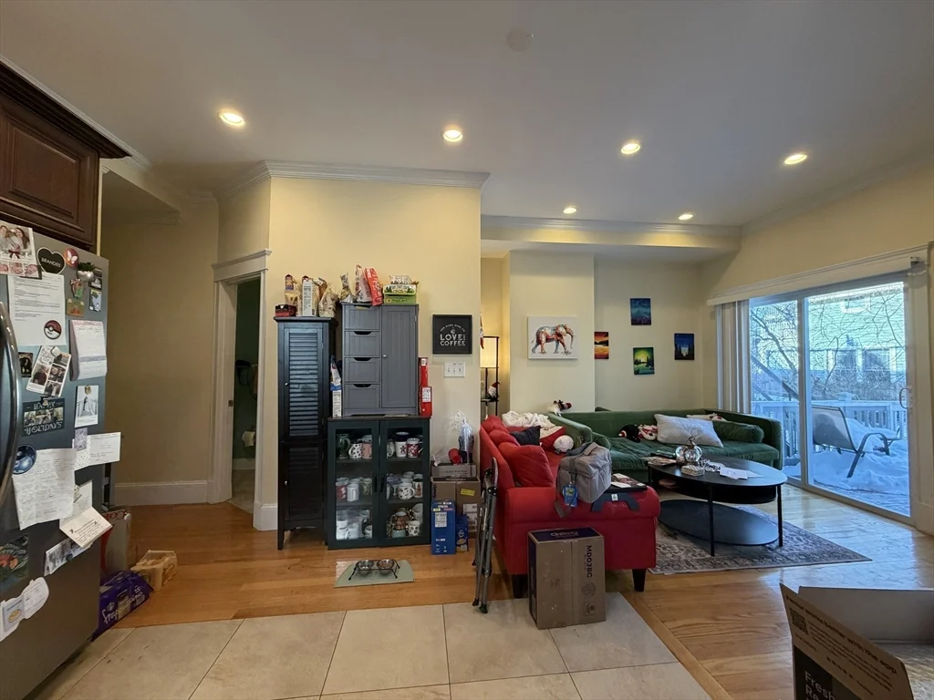 4 bed, 2 bath apartment for rent at 27 Essex St Unit 1, The Port — photo 3 of 19