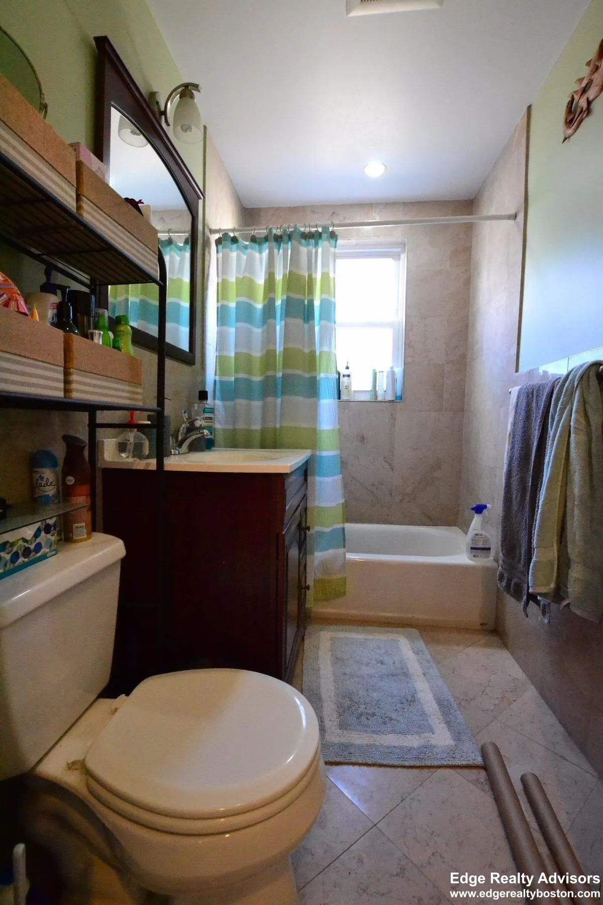 4 bed, 2 bath apartment for rent at 27 Eulita Ter Unit 1, Brighton — photo 8 of 11