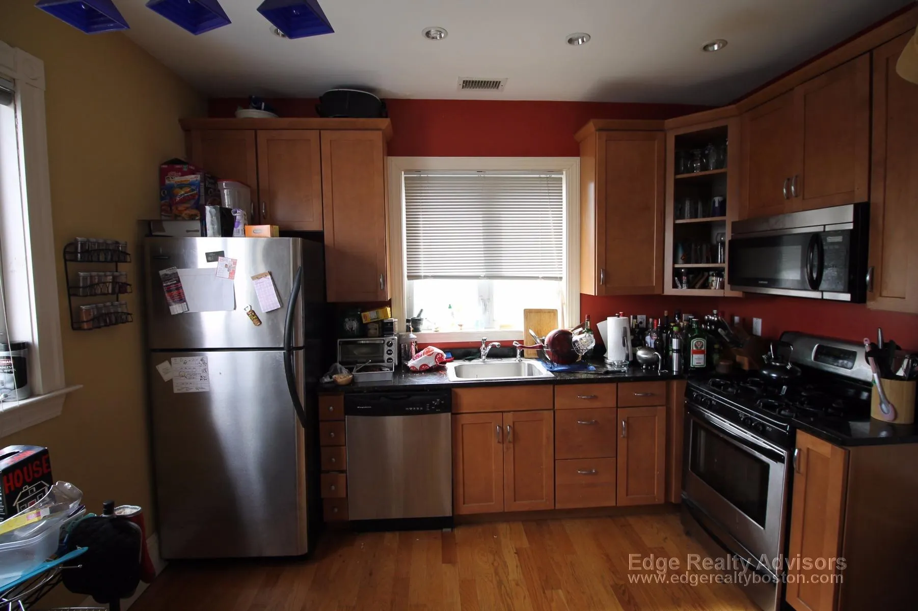 4 bed, 2 bath apartment for rent at 27 Eulita Ter Unit 1, Brighton — photo 6 of 11