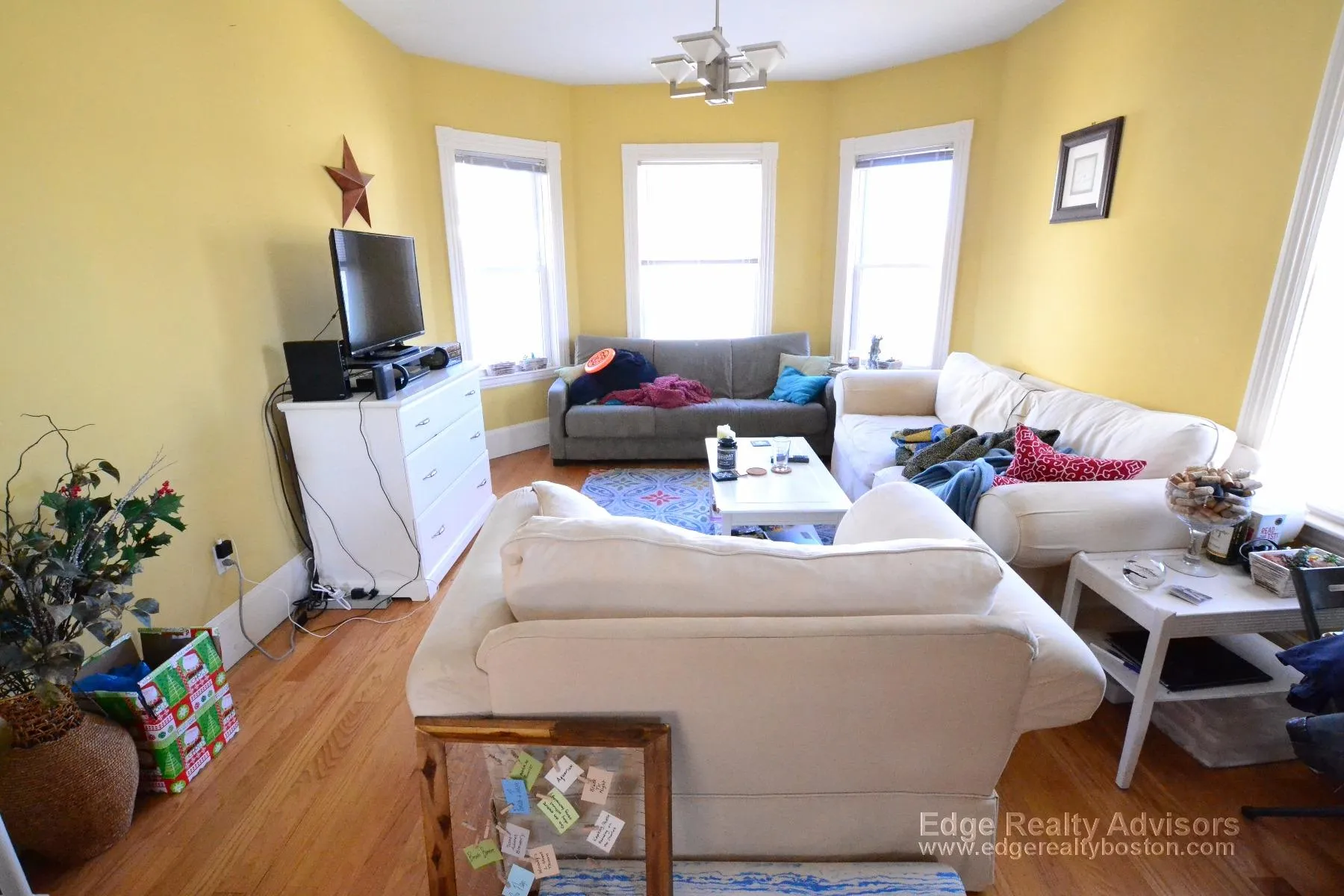 4 bed, 2 bath apartment for rent at 27 Eulita Ter Unit 1, Brighton — photo 4 of 11