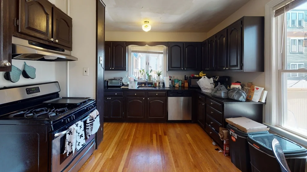 3 bed, 1 bath apartment for rent at 27 Falcon Unit 2, Eagle Hill — photo 1 of 12