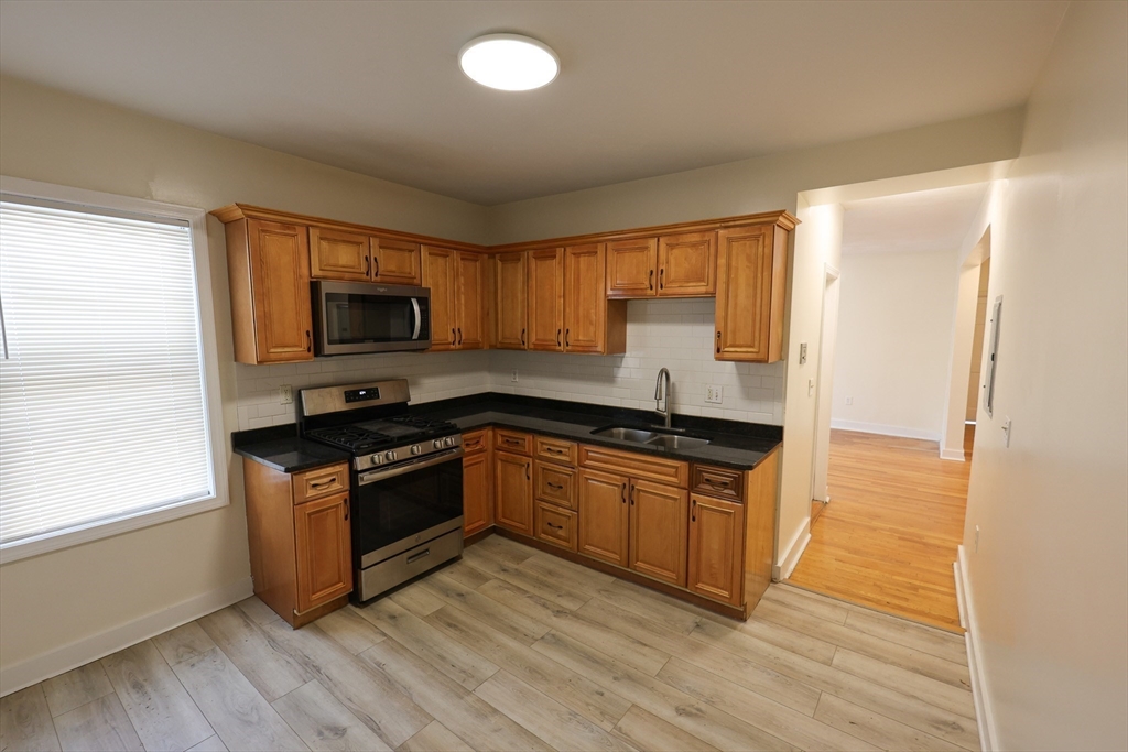 3 bed, 1 bath apartment for rent at 27 Fessenden St Unit 3, Mattapan — photo 2 of 20