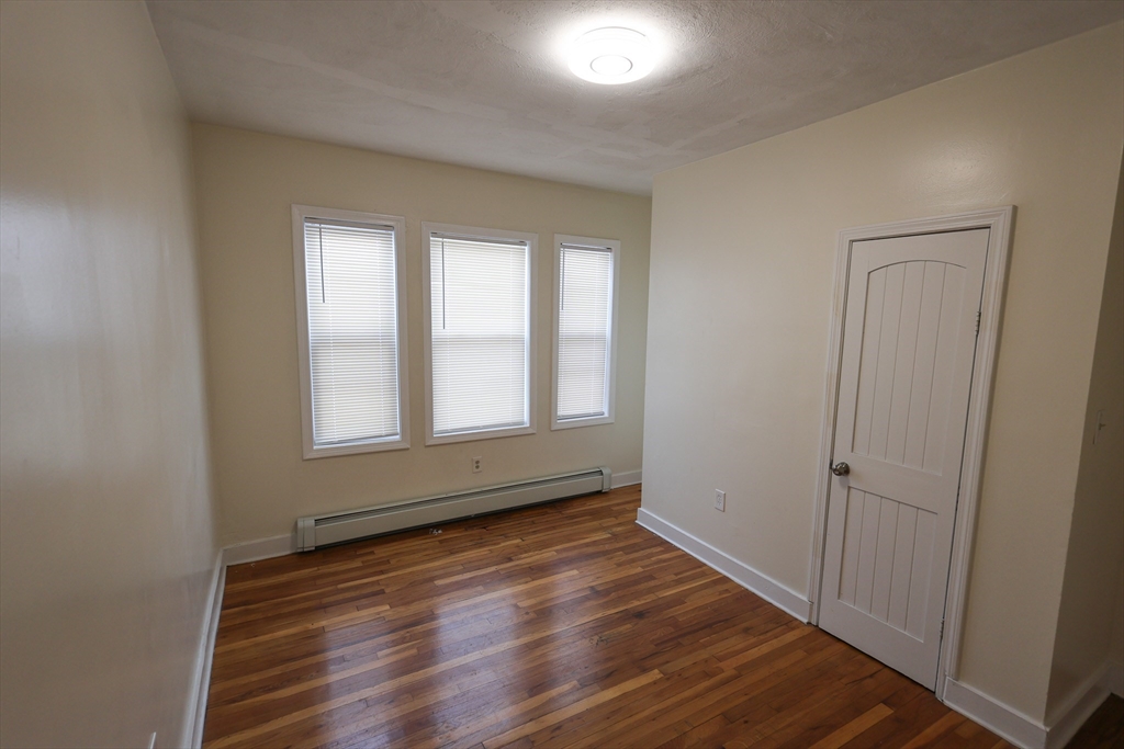 3 bed, 1 bath apartment for rent at 27 Fessenden St Unit 3, Mattapan — photo 12 of 20
