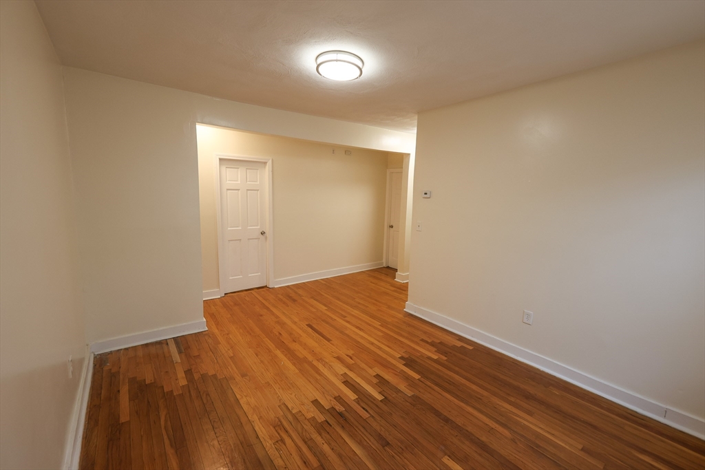 3 bed, 1 bath apartment for rent at 27 Fessenden St Unit 3, Mattapan — photo 8 of 20