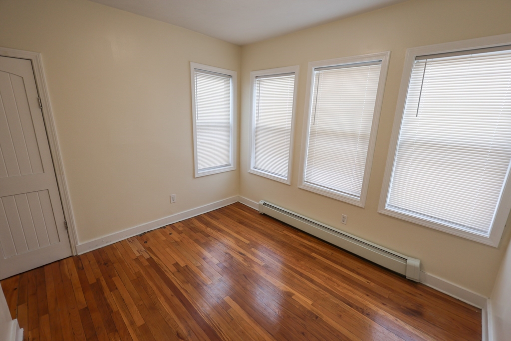 3 bed, 1 bath apartment for rent at 27 Fessenden St Unit 3, Mattapan — photo 16 of 20