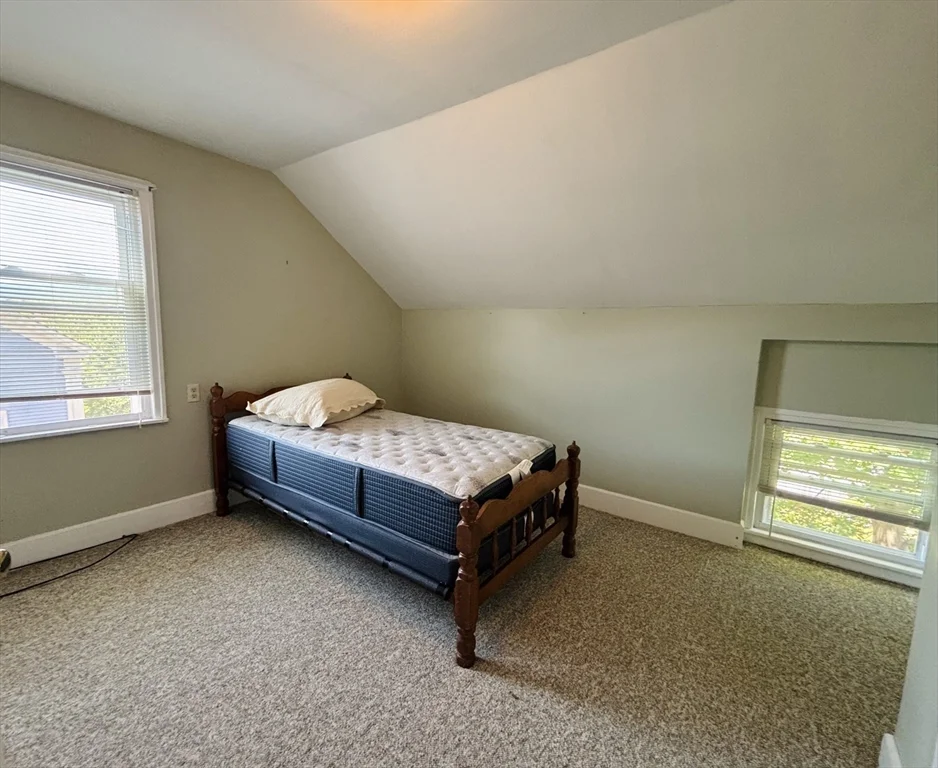 2 bed, 1 bath apartment for rent at 27 Fletcher St Unit 1, Northbridge — photo 9 of 12