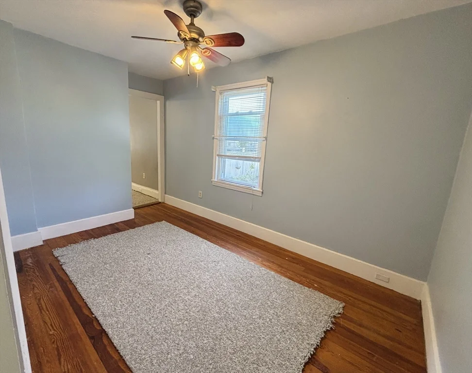 2 bed, 1 bath apartment for rent at 27 Fletcher St Unit 1, Northbridge — photo 5 of 12