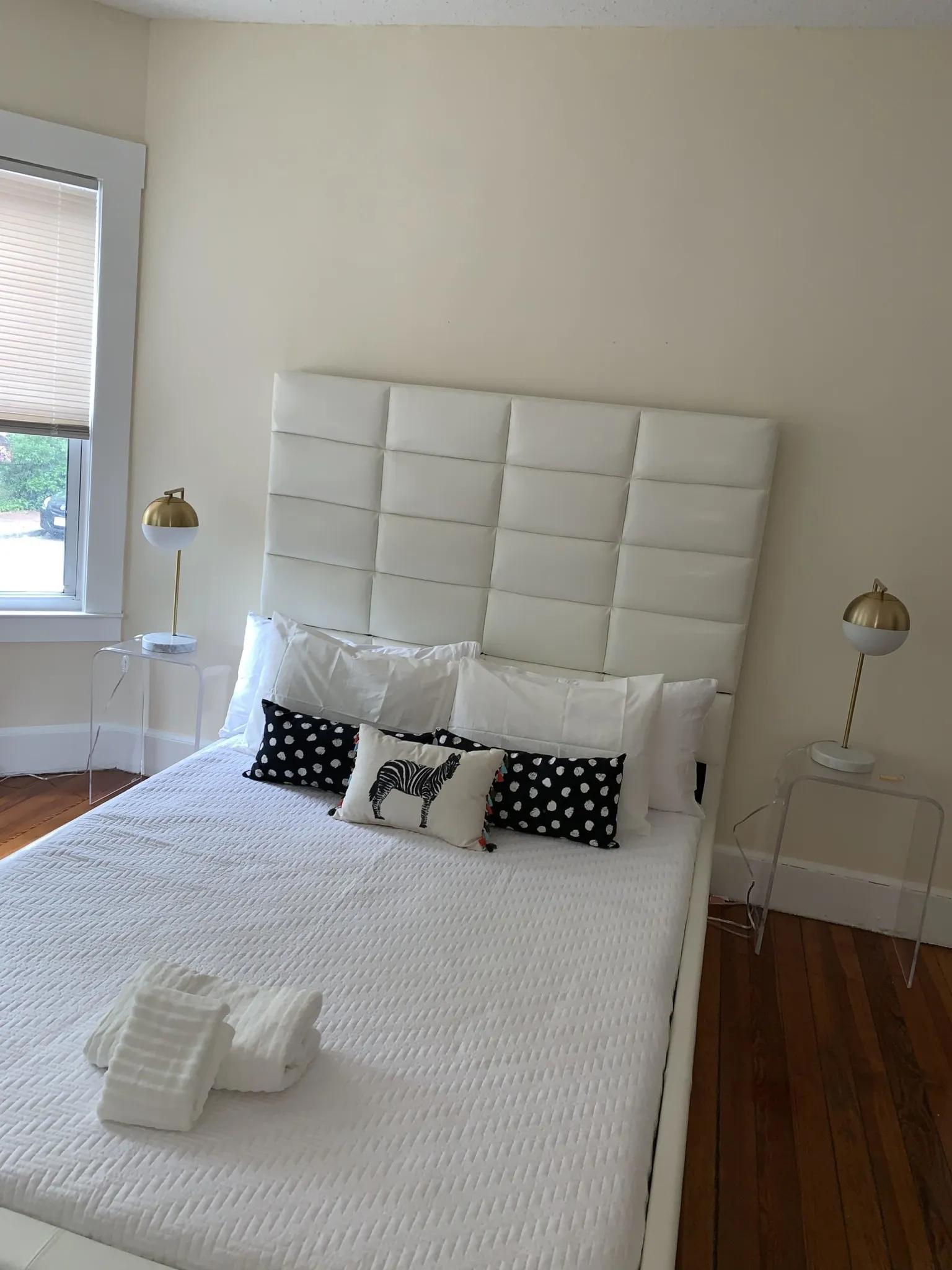 3 bed, 1 bath apartment for rent at 27 Forest St Unit 1M, Baldwin — photo 5 of 11