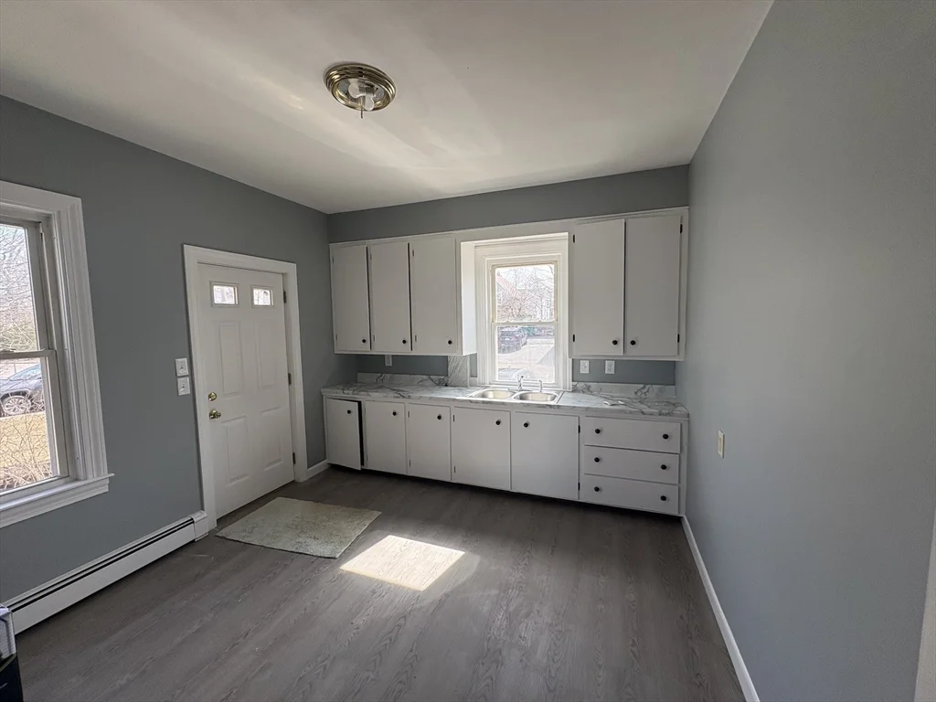 1 bed, 1 bath apartment for rent at 27 Fourth St Unit 1, Attleboro — photo 6 of 8