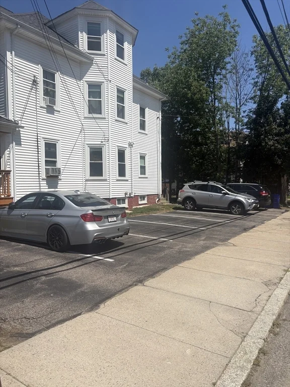 1 bed, 1 bath apartment for rent at 27 Fourth St Unit 3, Attleboro — photo 6 of 9