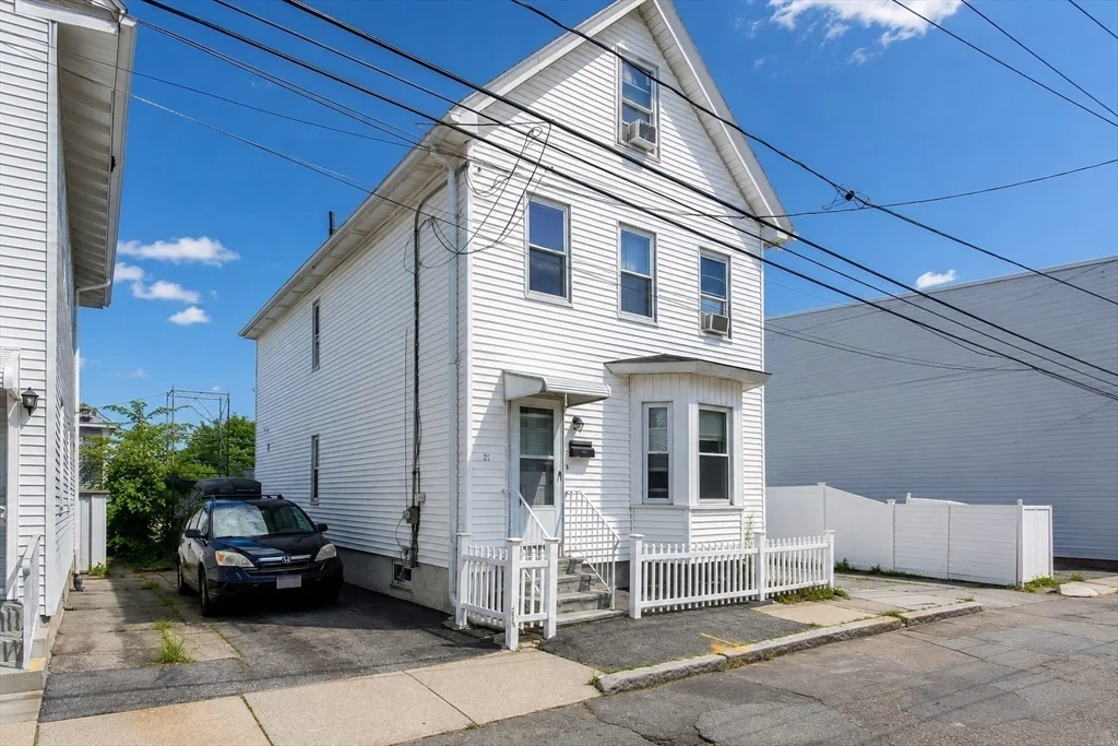 4 bed, 2 bath apartment for rent at 27 Franklin Ave, East Somerville — photo 2 of 20