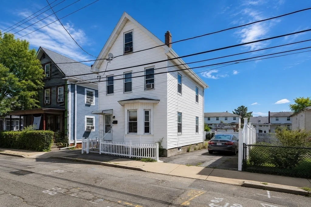 4 bed, 2 bath apartment for rent at 27 Franklin Ave, East Somerville — photo 20 of 20
