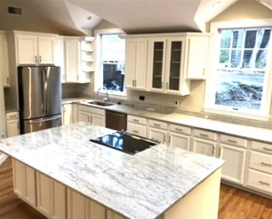 5 bed, 4+ bath apartment for rent at 27 Gammons Rd Unit 27, Waban — photo 3 of 18