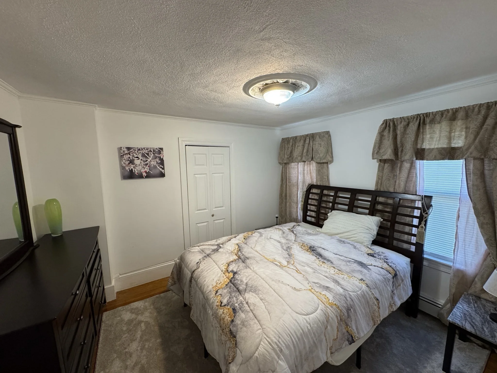2 bed, 1 bath apartment for rent at 27 Gibson St Unit 27, Forestdale — photo 4 of 15