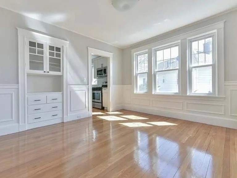 2 bed, 1 bath apartment for rent at 27 Gilbert Unit 2, Belmont — photo 5 of 10