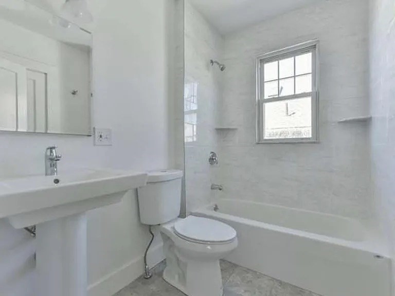 2 bed, 1 bath apartment for rent at 27 Gilbert Unit 2, Belmont — photo 6 of 10