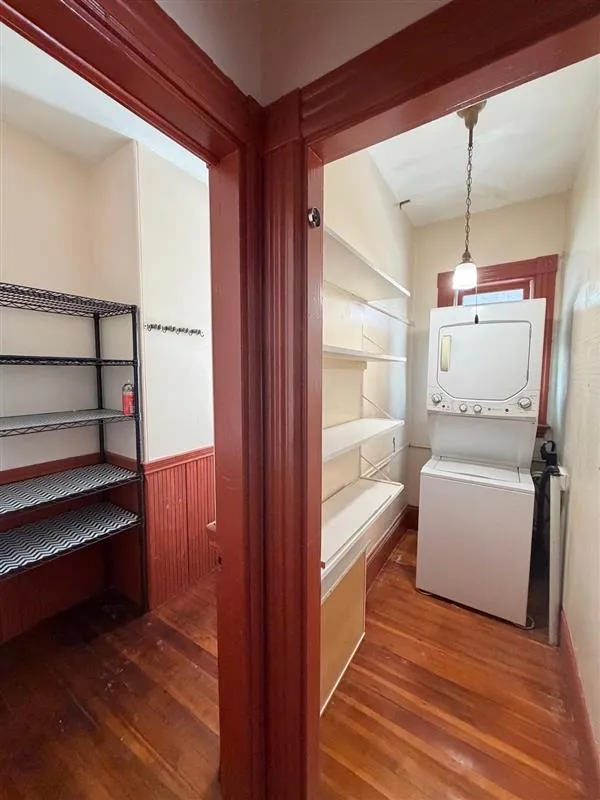 2 bed, 1 bath apartment for rent at 27 Gilman Ter Unit 1, Winter Hill — photo 8 of 15