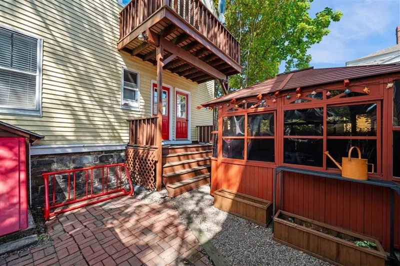 2 bed, 1 bath apartment for rent at 27 Gilman Ter Unit 1, Winter Hill — photo 14 of 15
