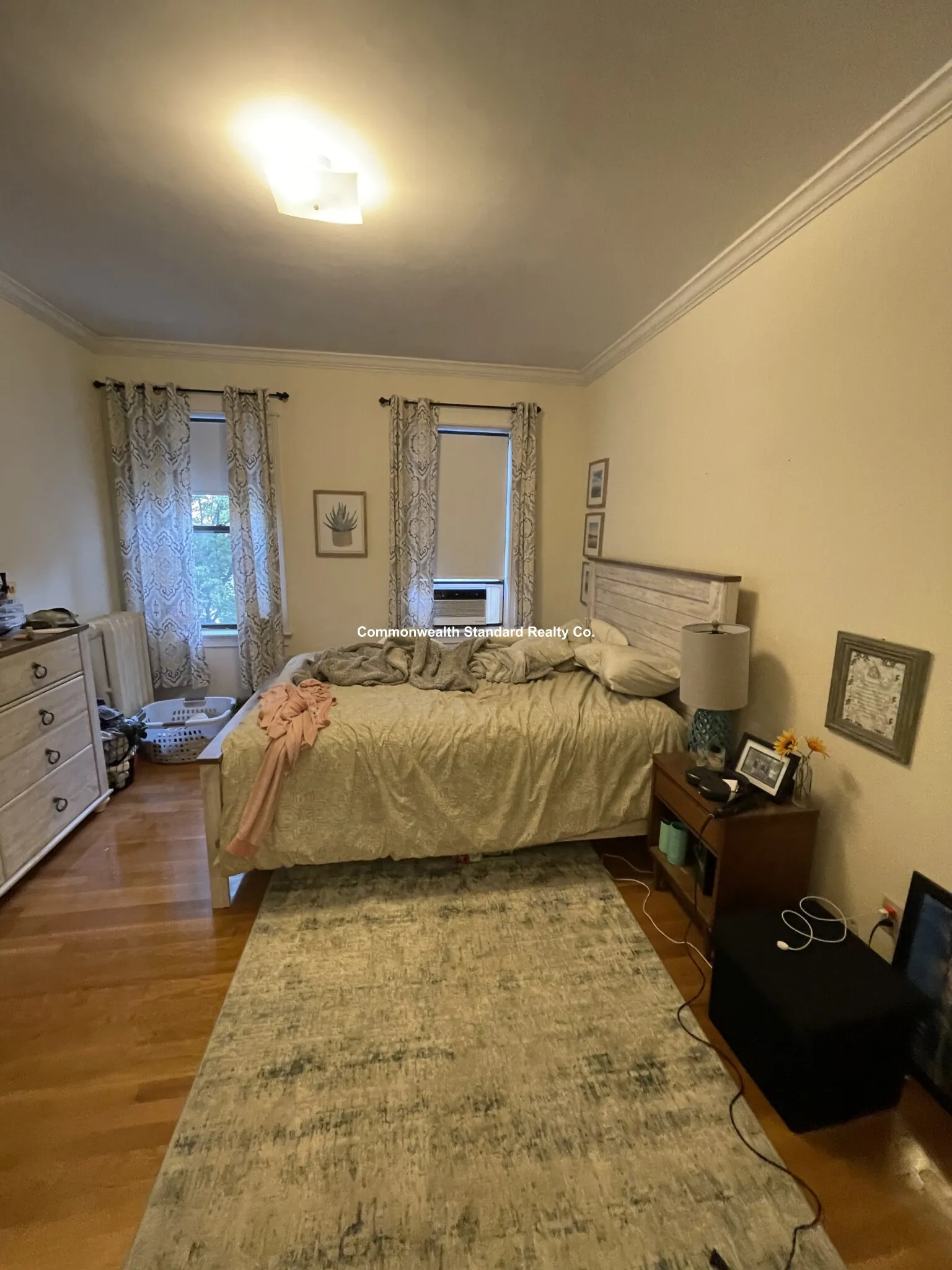 4 bed, 2 bath apartment for rent at 27 Glenville Ave Unit 2, Allston — photo 13 of 37