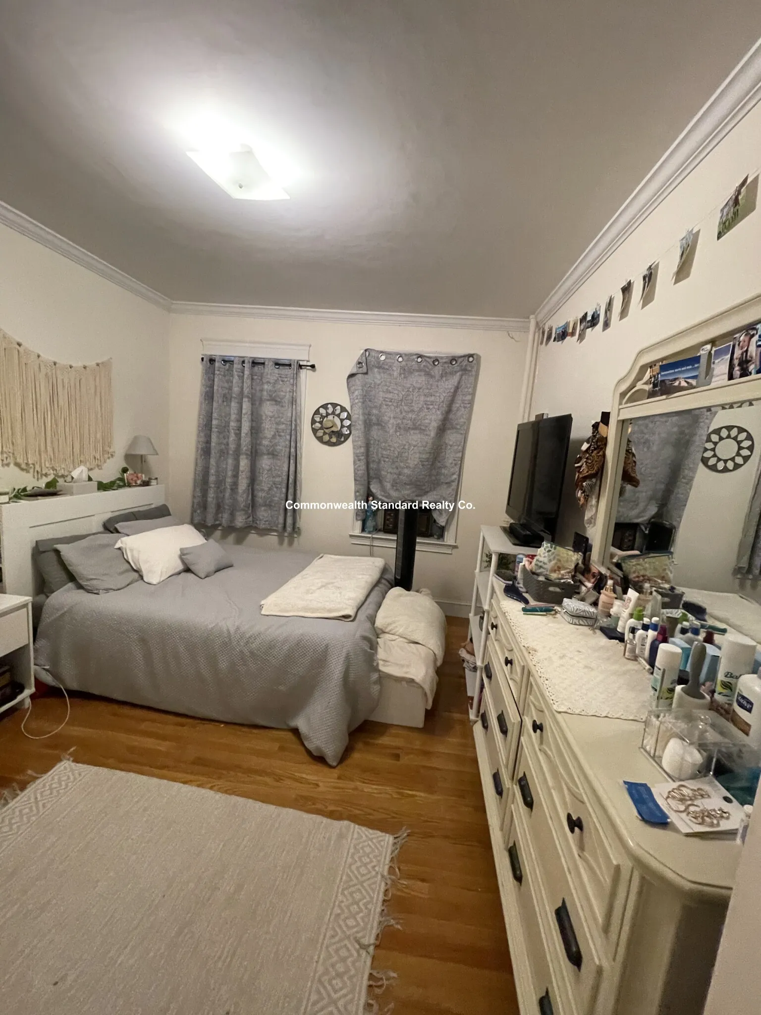 4 bed, 2 bath apartment for rent at 27 Glenville Ave Unit 2, Allston — photo 12 of 37