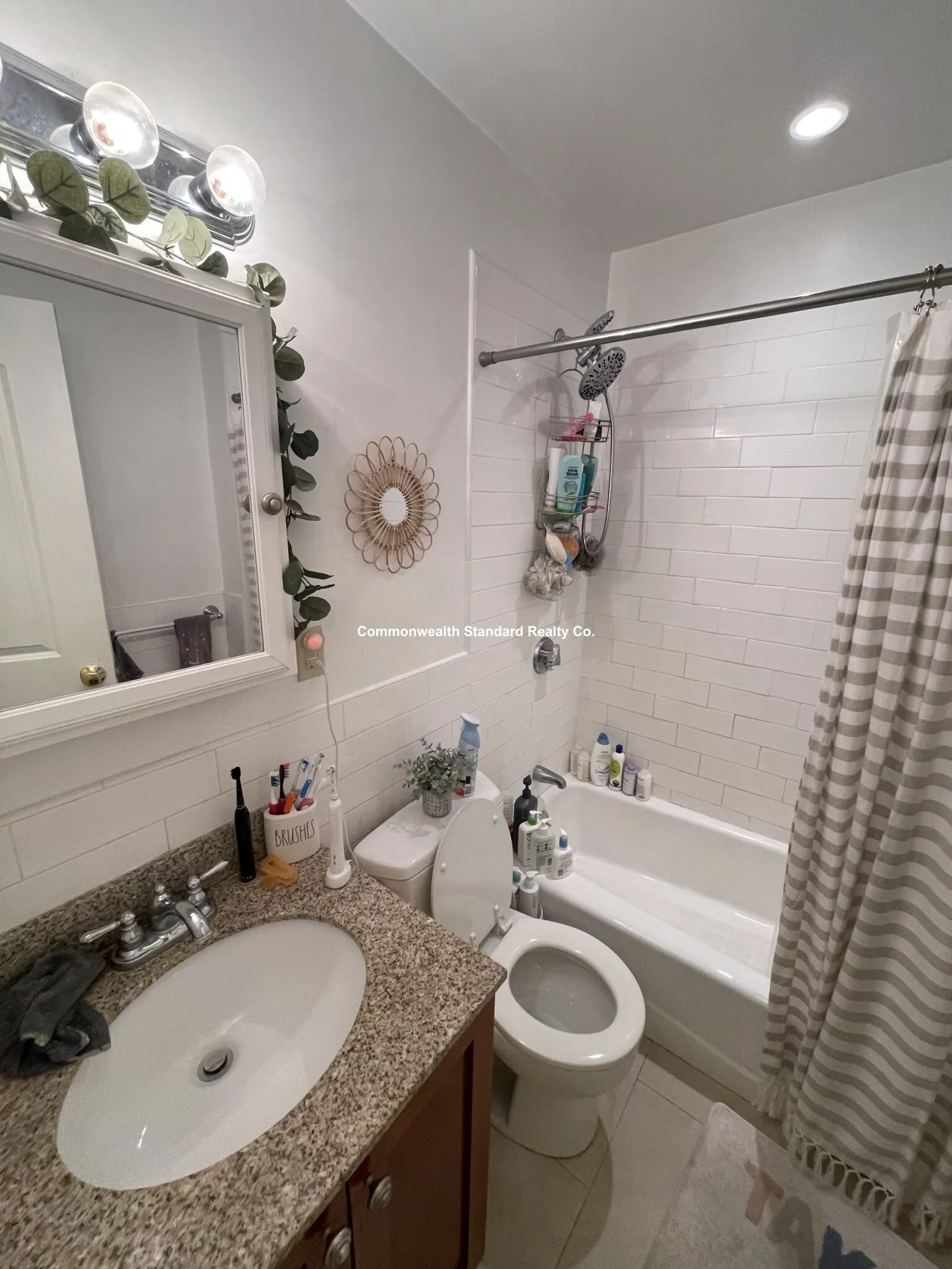 4 bed, 2 bath apartment for rent at 27 Glenville Ave Unit 2, Allston — photo 21 of 37