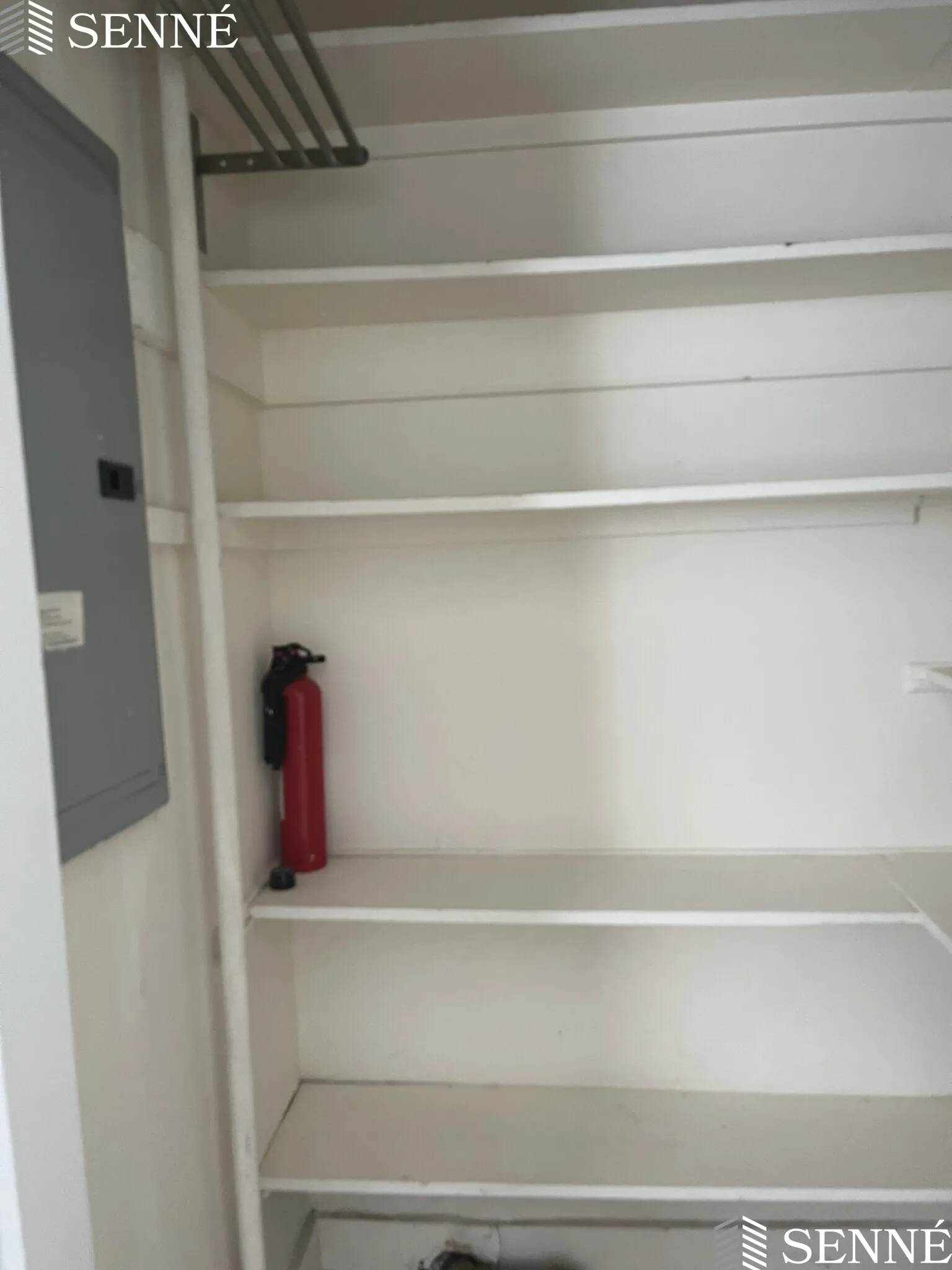 1 bed, 1 bath apartment for rent at 27 Hammond St Unit 1, Baldwin — photo 5 of 13