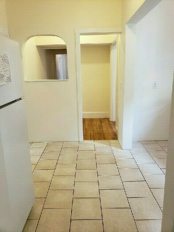 1 bed, 1 bath apartment for rent at 27 Hammond St Unit 2, Baldwin — photo 2 of 6