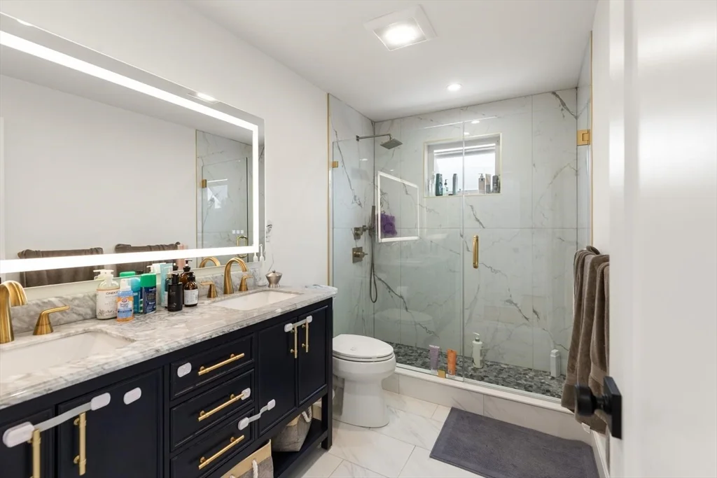 3 bed, 2 bath apartment for rent at 27 Hancock St Unit 2, Medford — photo 18 of 30