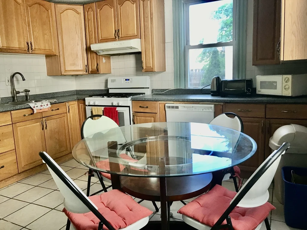 3 bed, 1 bath apartment for rent at 27 Haskell Unit 1, Boston — photo 5 of 5