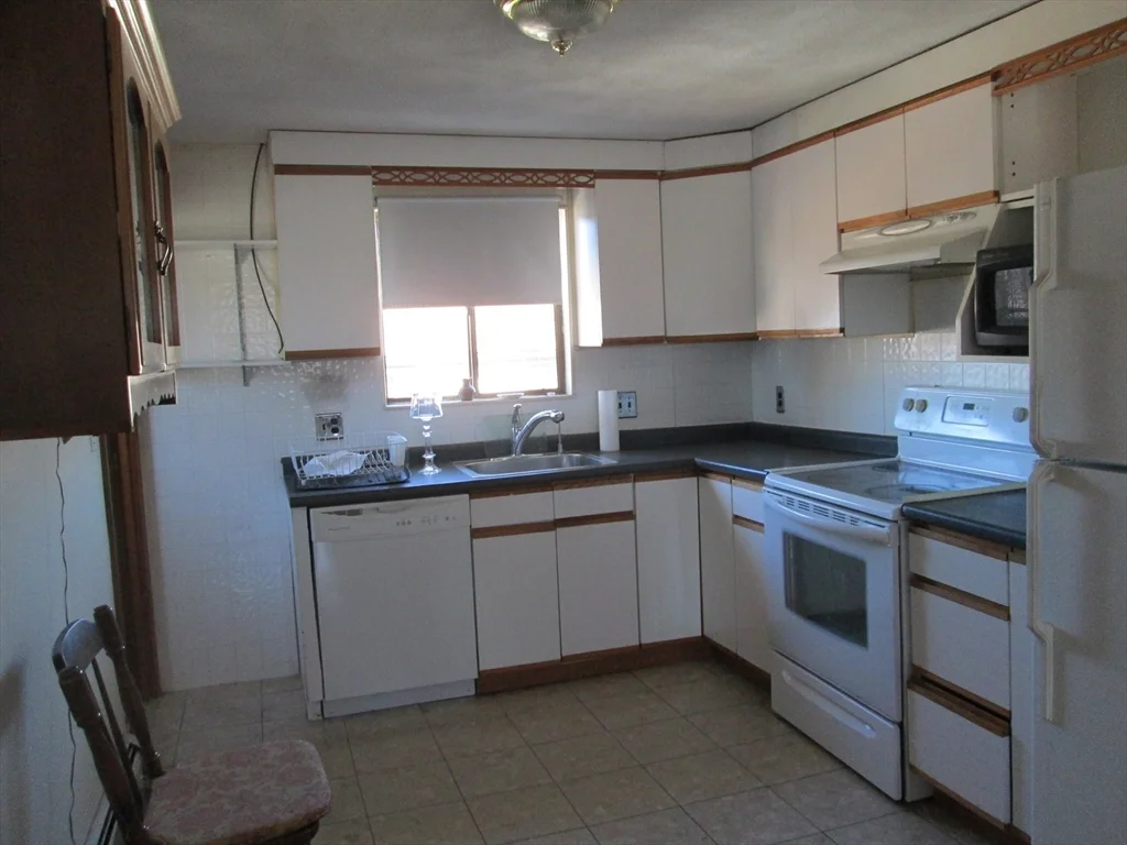 2 bed, 1 bath apartment for rent at 27 Heath Rd Unit 1, Arlington — photo 1 of 15