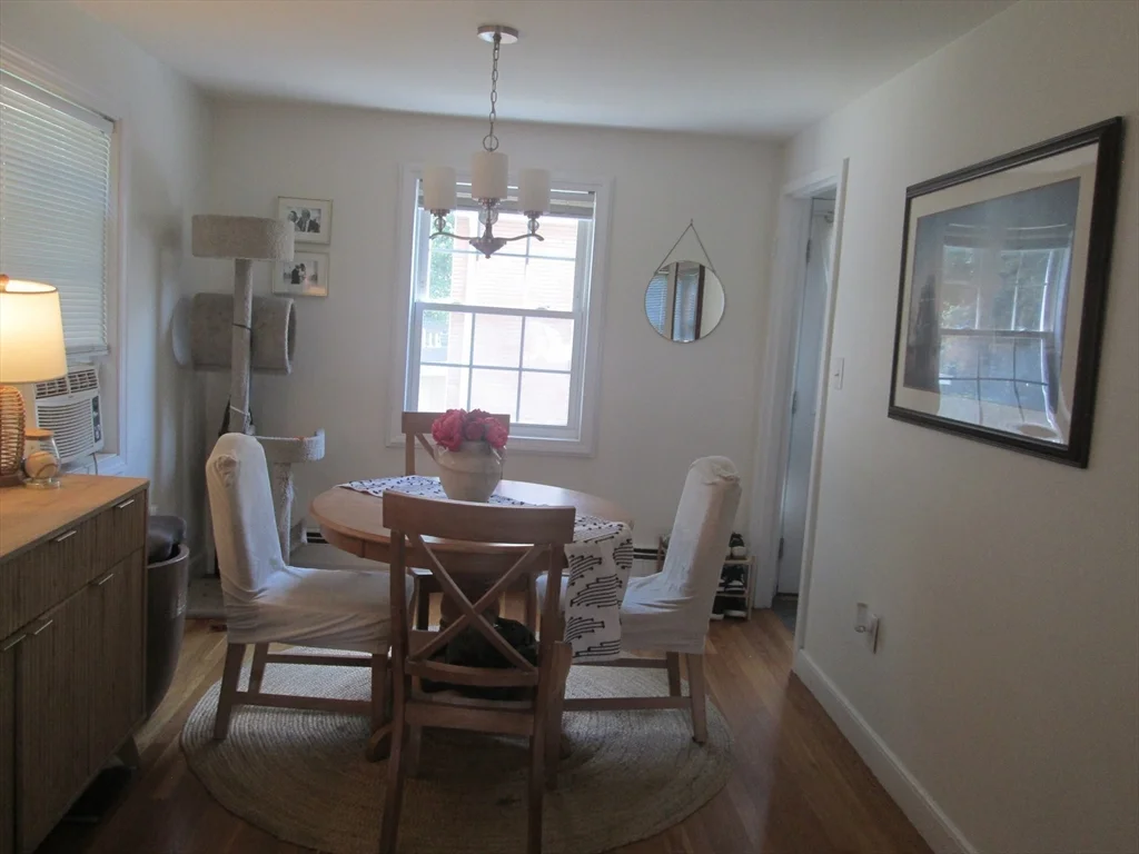 2 bed, 1 bath apartment for rent at 27 Heath Rd Unit 1, Arlington — photo 4 of 15