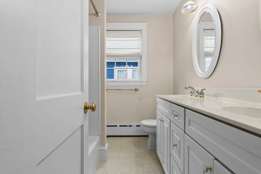 2 bed, 2 bath apartment for rent at 27 High St Unit 1, Beverly Farms — photo 11 of 21